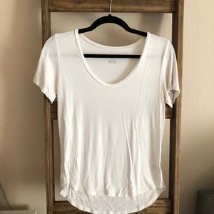 American eagle white t-shirt